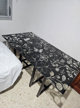 Mesa escritorio cristal y metal negro