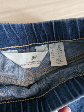 Pantalones vaqueros niña con pedrería