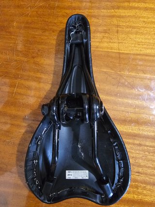 Sillín Bicicleta PU Negro Slim