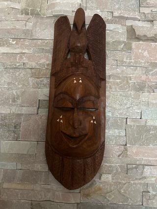 Máscaras de madera decorativas