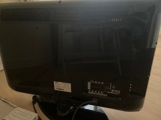 Televisor Samsung de 32” en color negro