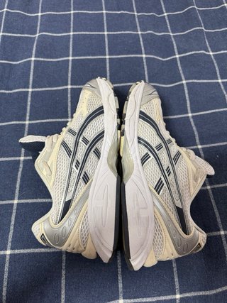 Asics Gel Talla 42 Blancas y Azules