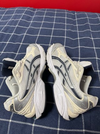 Asics Gel Talla 42 Blancas y Azules