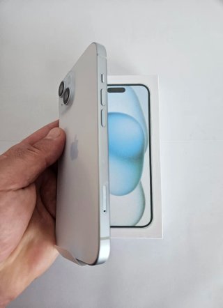 iPhone 15 128GB Azul