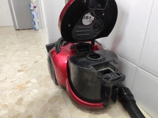 Aspiradora 1800W