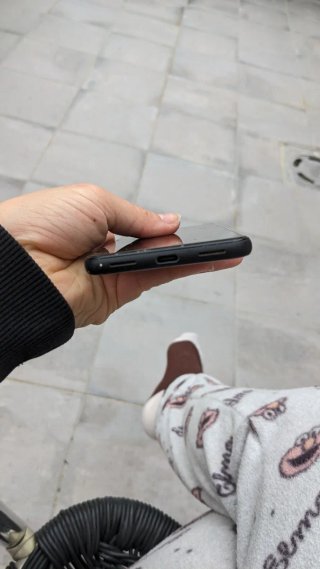 Google Pixel 4 Negro, solo pantalla Rota, 64GB