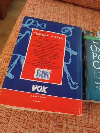 Dicc Oxford Cat/ing  y Diccionario Castellano Vox