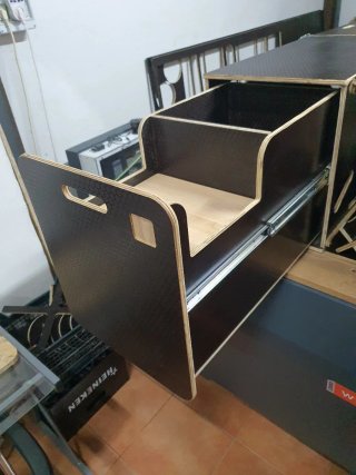 Mueble Cama Camper con Mesa