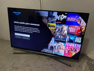 Samsung 40" Smart TV Como Nueva Mando Original