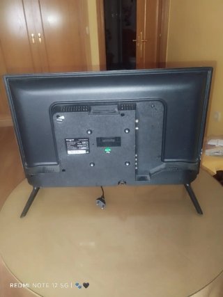 Smart TV Engel Negra