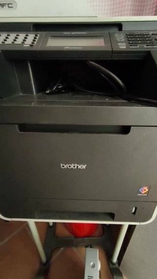 Stampante multifunzione Brother MFC-9970CDW