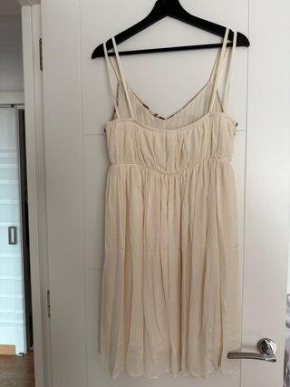 Vestido Nekane detirantes beige lentejuelas flores