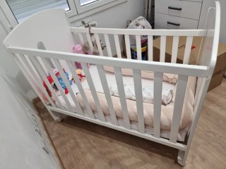 Minicuna blanca