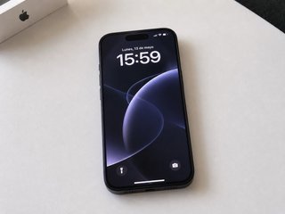 iPhone 16 Negro - 95% Batería