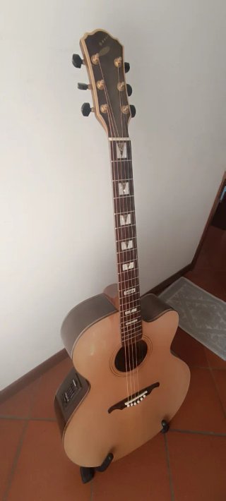 Chitarra acustica jumbo De Salvo