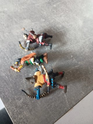 3 Figuras Guerreros Mongoles Plastoy