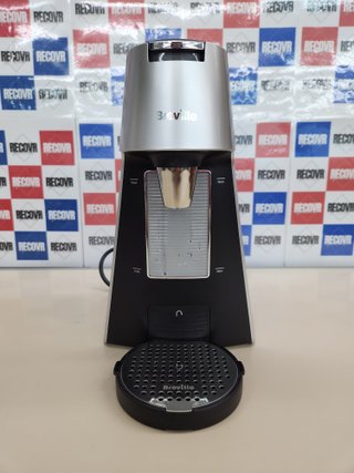 Dispensador 2 L de agua caliente | 3 kW de ebullición rápida | Dispensador variable y ajuste de altura | Plata Breville HotCup