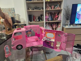 Autocaravana Barbie Rosa