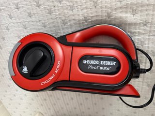Aspirador Black & Decker Pivot Auto