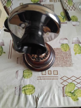 Réplica Teléfono Antiguo Madera y Metal