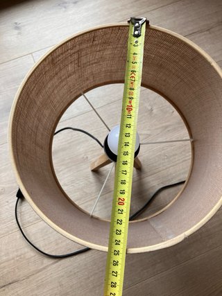 Lámpara de mesa yute y madera