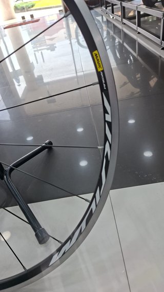 Roda Mavic Aksium V-Brake Nova