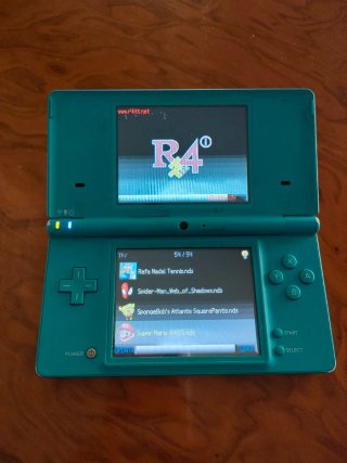 Nintendo DSi Azul + juegos
