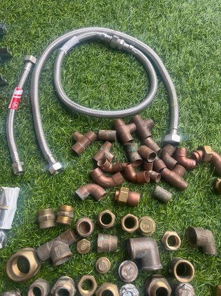 Lote accesorios fontanería cobre y latón