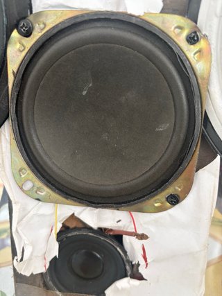 Altavoz Negro y Blanco