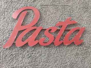 Letrero de pared "Pasta" de hojalata ligero.