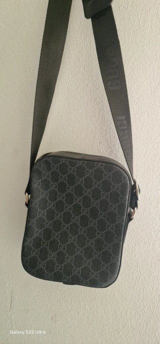 Bandolera Gucci Negra y Gris