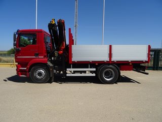 MAN TGM 18 250-CAMIONES GRUA
