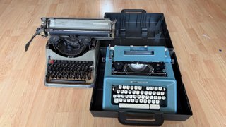 Máquina de escribir Olivetti Studio 40