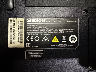 MEDION ERAZER P6679 PARA PIEZAS O REPARAR