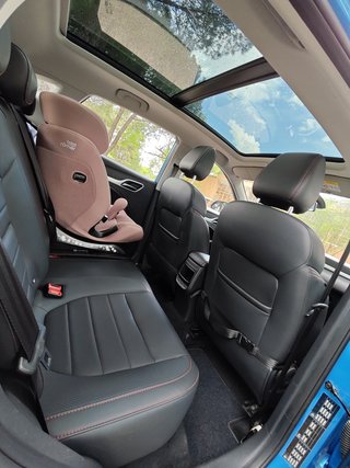 MG ZS Luxury 1.0T 111 CV