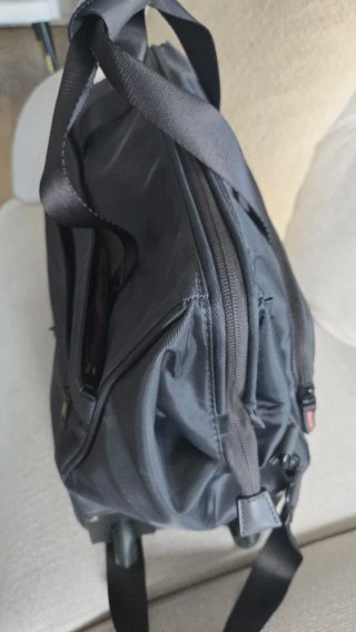 Bolso de viaje con ruedas para portátil gris