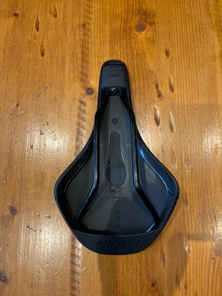 Sillín de Bicicleta Fizik Negro