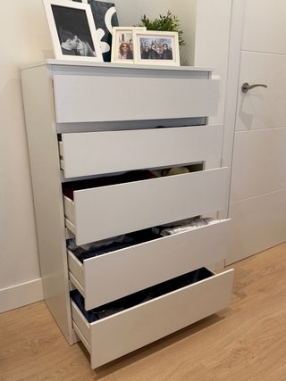 Cómoda cajonera blanca Kullen