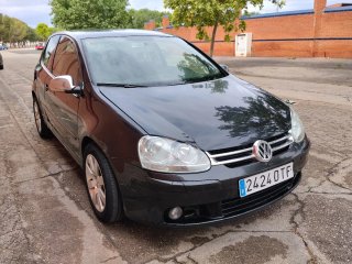 Volkswagen Golf 2005