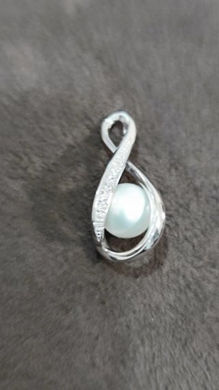 Colgante plata y perlas chica nuevo.