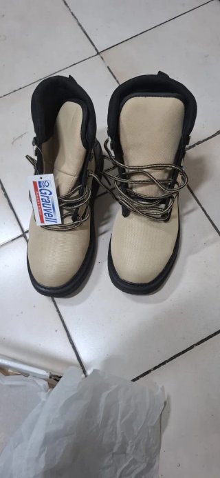Botas de pesca Grauvell beige y negras