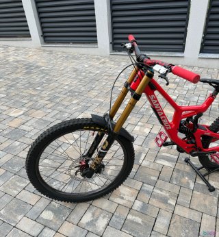 Santa Cruz V10 8 Custom DH