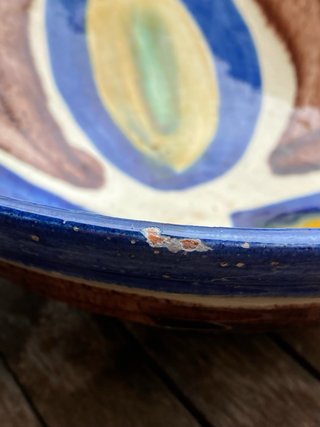 Bol de cerámica rústico pintado