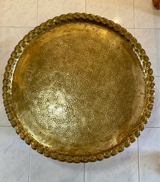 Mesa de Té Árabe Vintage - Latón Labrado y Madera.