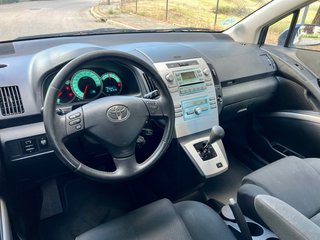 Toyota Corolla verso 2008