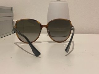 Gafas de sol Dior marrones y grises