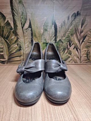 Zapatos de tacón - piel genuina