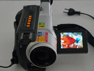 Sony Digital8 DCR-TRV125E Hi8 Video8