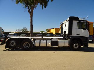 Mercedes AROCS 25 42-CAMIONES GANCHO PORTACONTENED