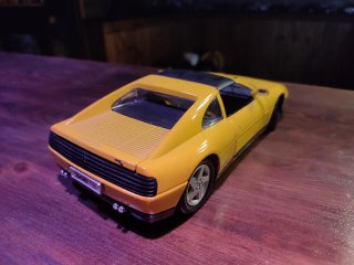 Ferrari 348 ts 1/18